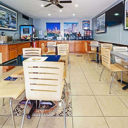 Rodeway Inn San Antonio Lackland Afb - Seaworld Dış mekan fotoğraf