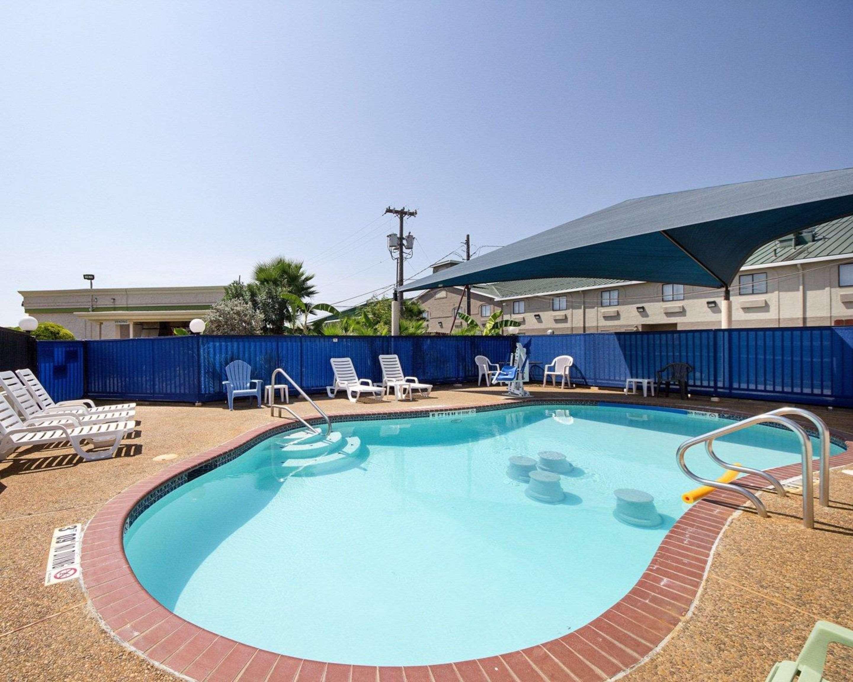 Rodeway Inn San Antonio Lackland Afb - Seaworld Dış mekan fotoğraf
