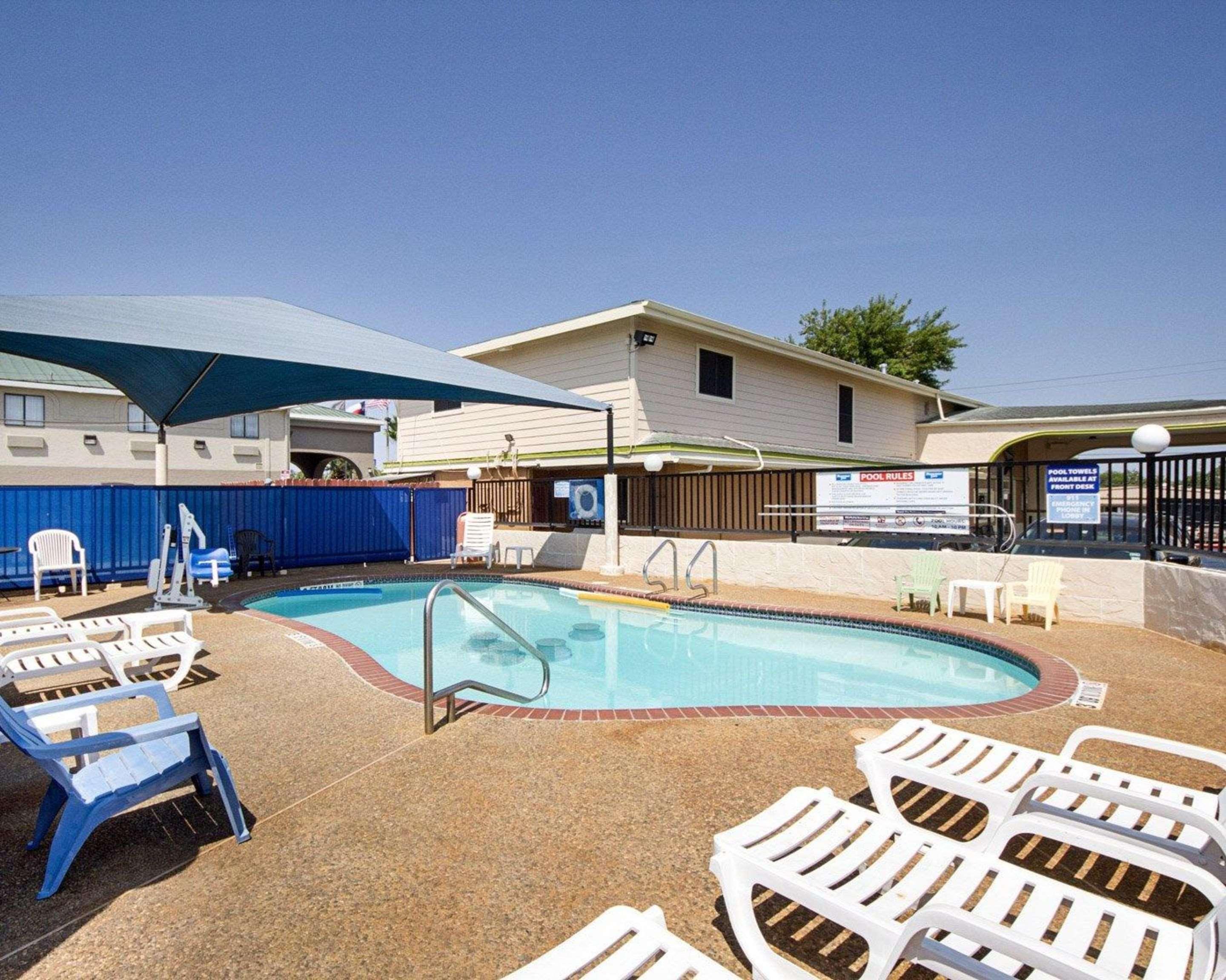 Rodeway Inn San Antonio Lackland Afb - Seaworld Dış mekan fotoğraf
