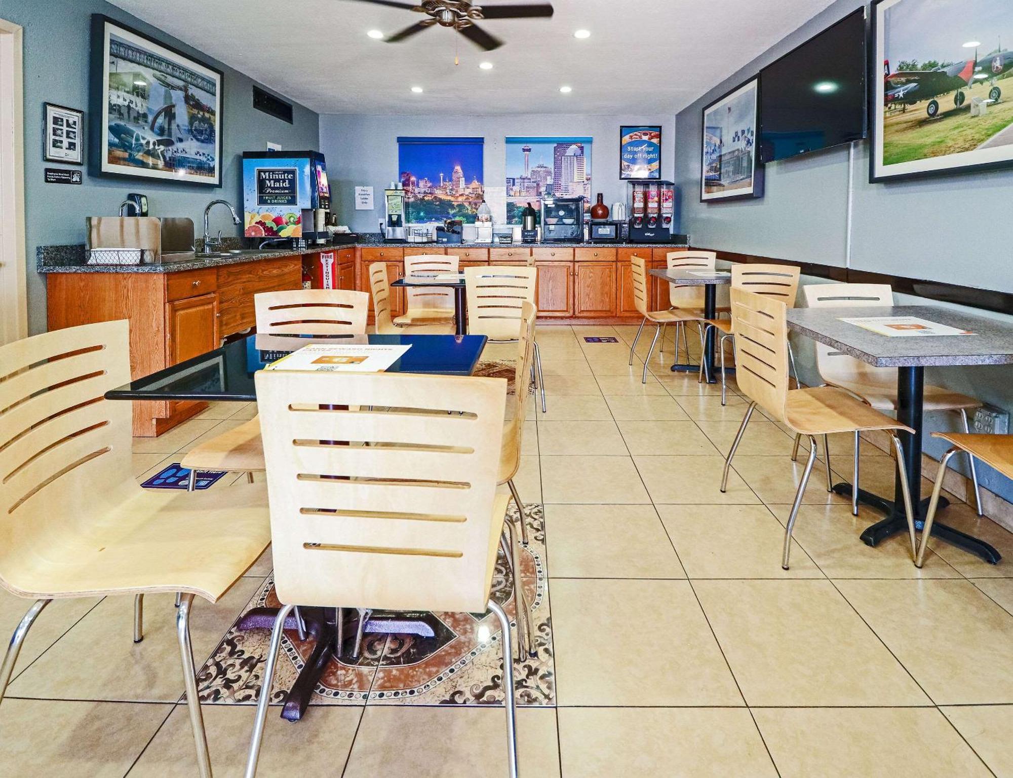 Rodeway Inn San Antonio Lackland Afb - Seaworld Dış mekan fotoğraf
