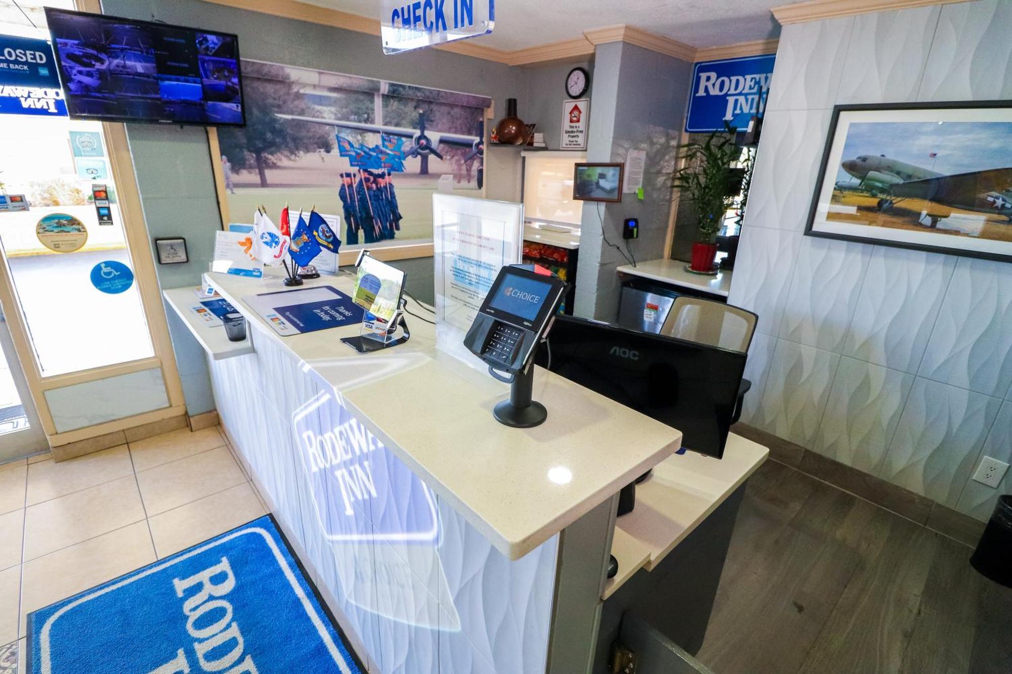 Rodeway Inn San Antonio Lackland Afb - Seaworld Dış mekan fotoğraf